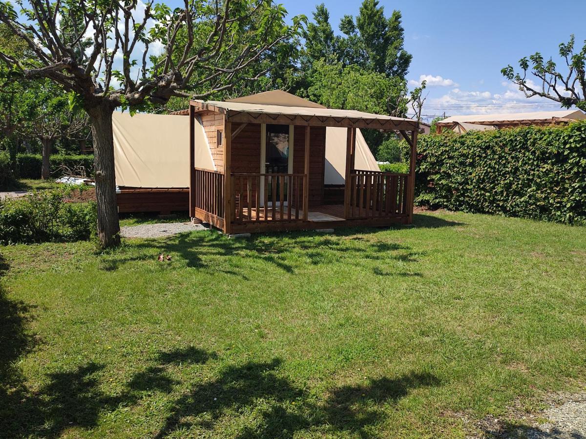Camping Sites Et Paysages Les Pres Hauts سيسترون المظهر الخارجي الصورة
