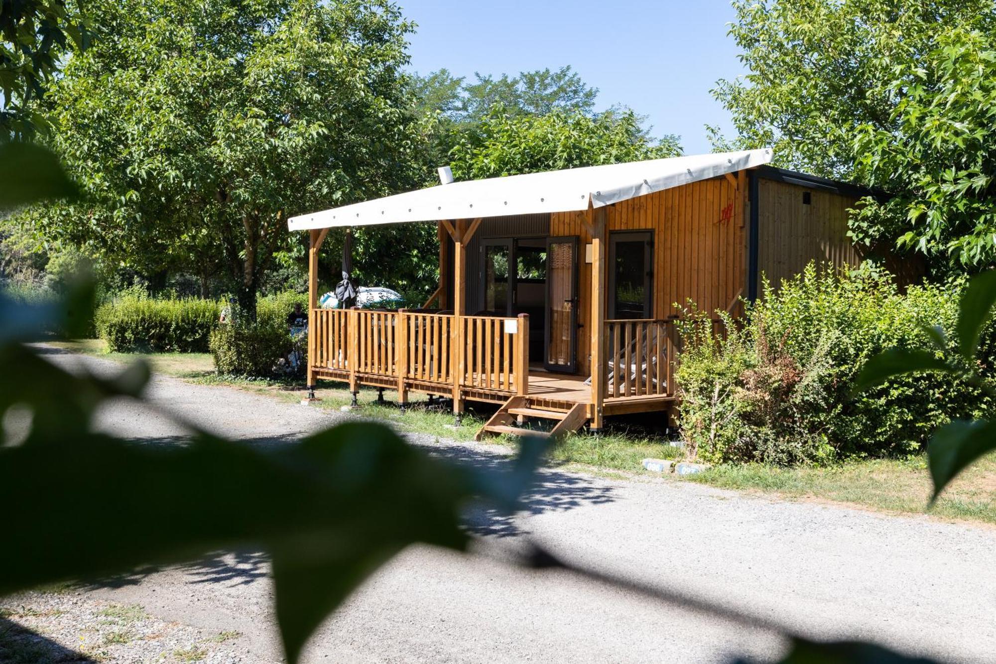 Camping Sites Et Paysages Les Pres Hauts سيسترون المظهر الخارجي الصورة